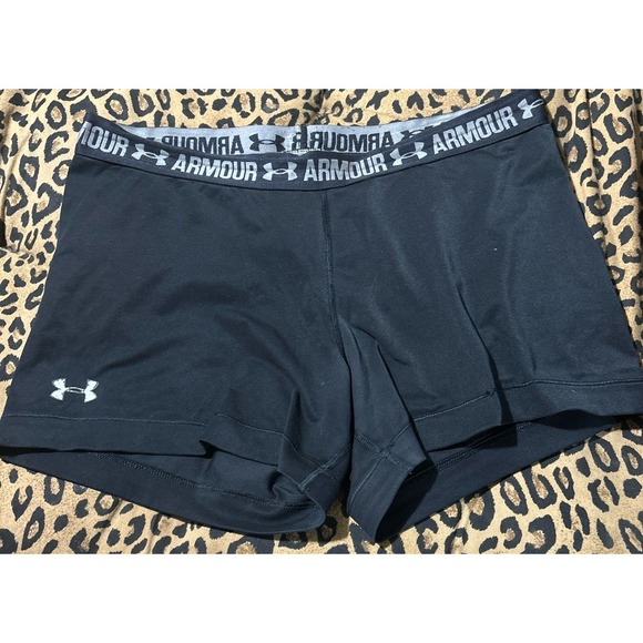 Under Armour HeatGear Women's Black Fitted Compression Shorts, Size‎ Large - Picture 1 of 4